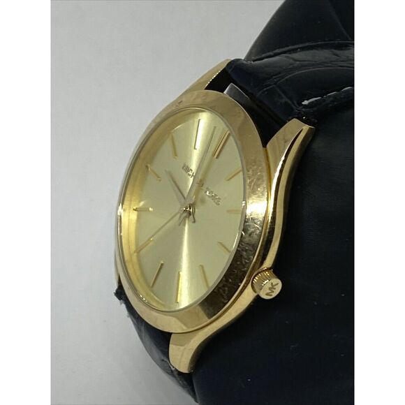 Michael Kors Runway MK3179 Women's Black Leather Analog Dial Quartz Watch XR736 - Picture 4 of 12